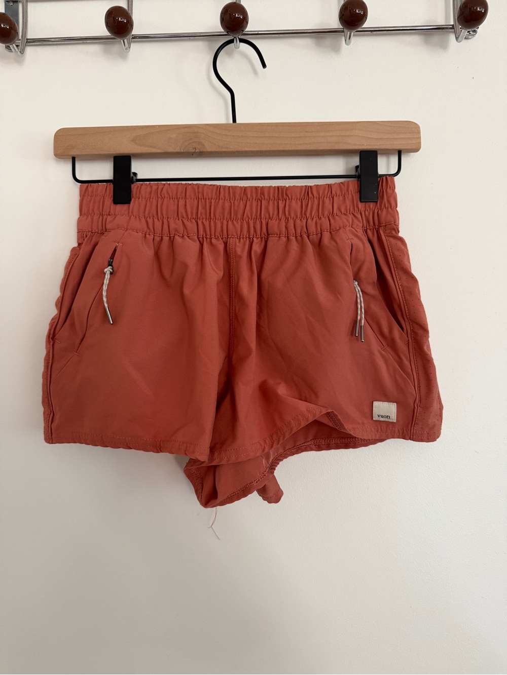 Vuori Rust Orange Elastic-Waist Athletic Shorts